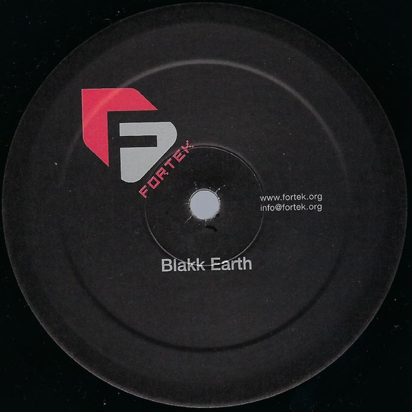 Blakk Earth