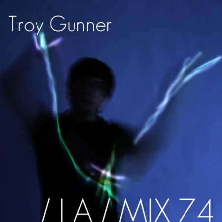 / I A / MIX 74