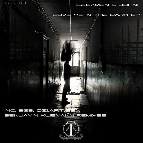 Love Me In The Dark EP
