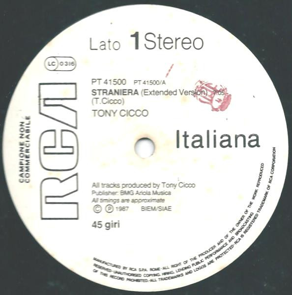 Straniera