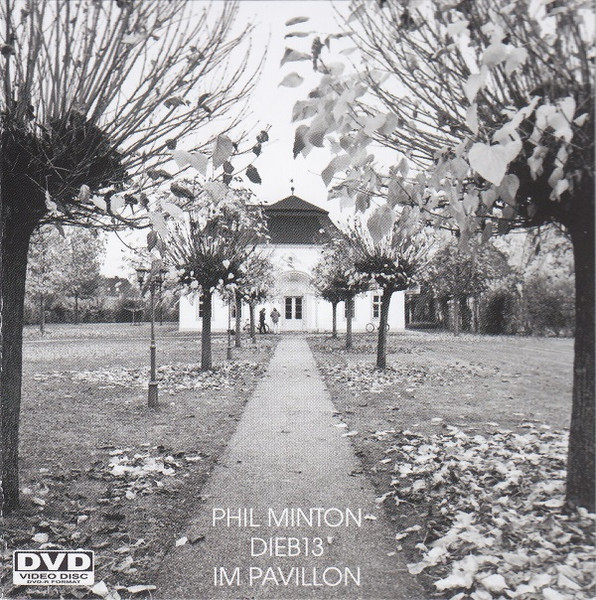 Im Pavillon