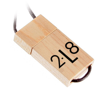 2L8 Flash Drive