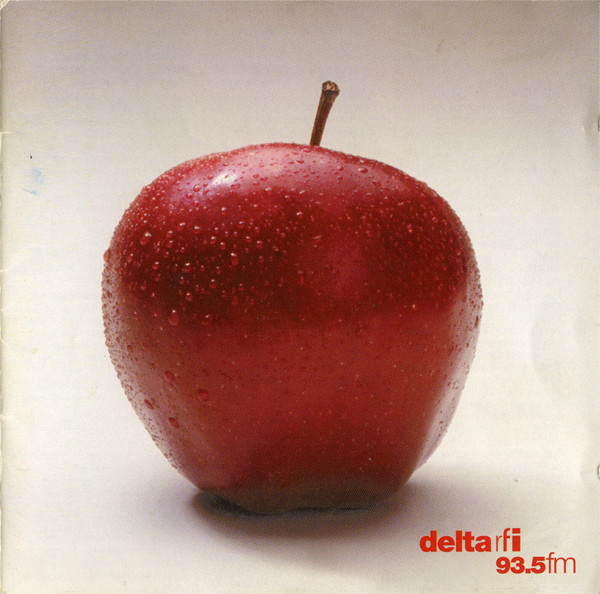 Înainte De Toate / Avant Tout