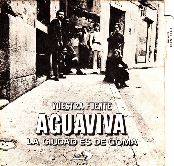 Vuestra Fuente / La Ciudad Es De Goma