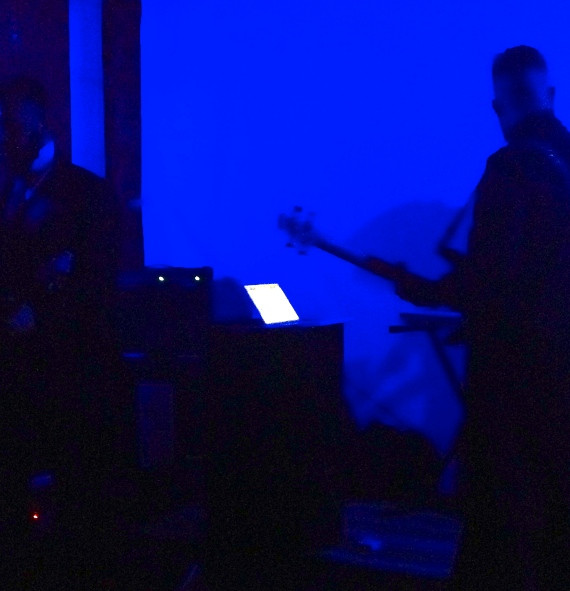 Veiled_live Ep
