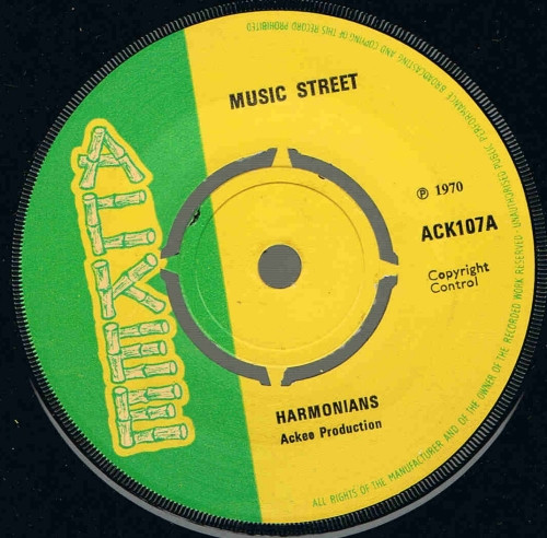 Music Street / Group Of Girls