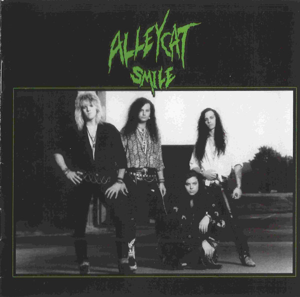Alleycat Smile
