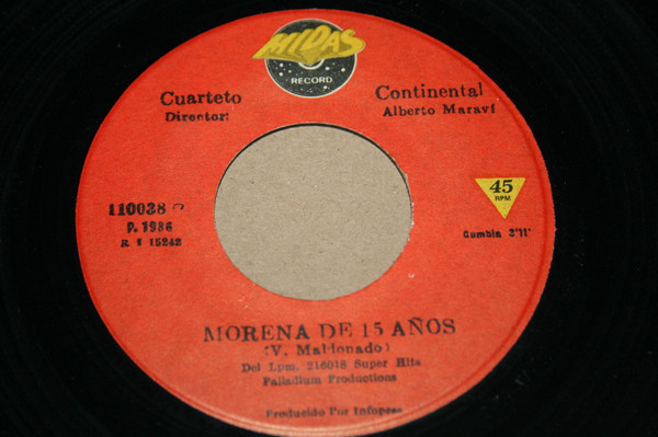 Morena De 15 Años / Aventurera