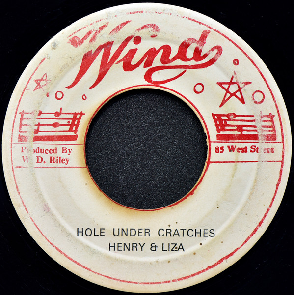 Hole Under Cratches / Hole Under Cratches (Version)