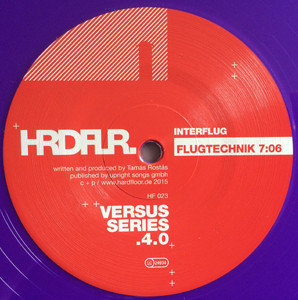 Versus Series 4