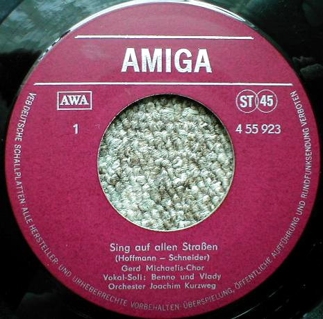 Sing Auf Allen Straßen / Wir Woll'n Dabei Sein
