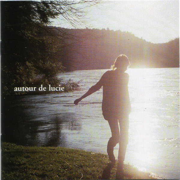 Autour De Lucie