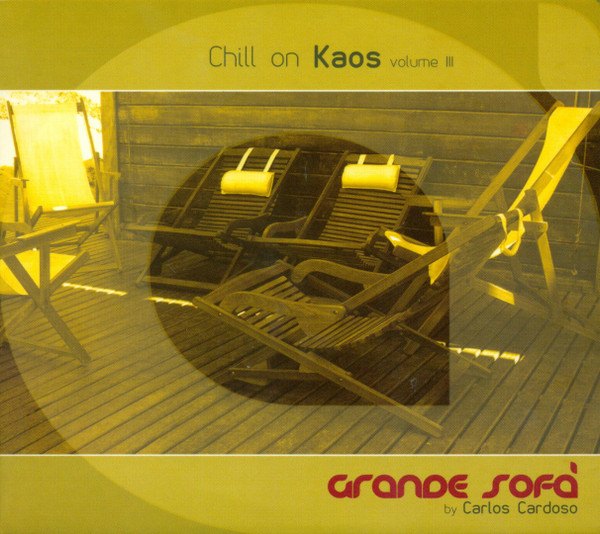 Chill On Kaos Volume III, Grande Sofá By Carlos Cardoso