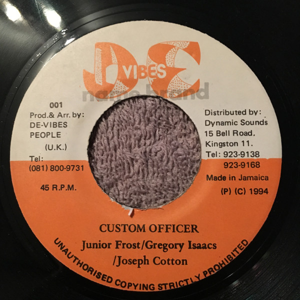 Custom Officer / Dippo