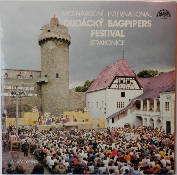 Mezinárodní Dudácký Festival Strakonice (International Bagpipers Festival Strakonice)