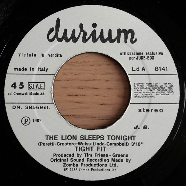 The Lion Sleeps Tonight / Primo Amore