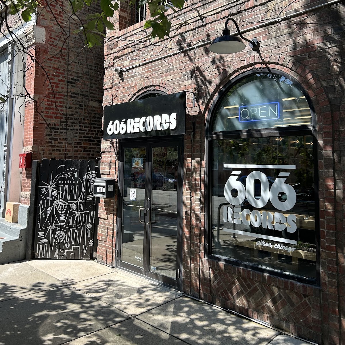 606 Records